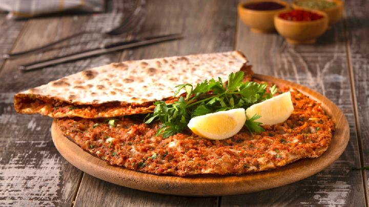 Lahmacun, Makanan Tradisional Turki yang Mirip Piza